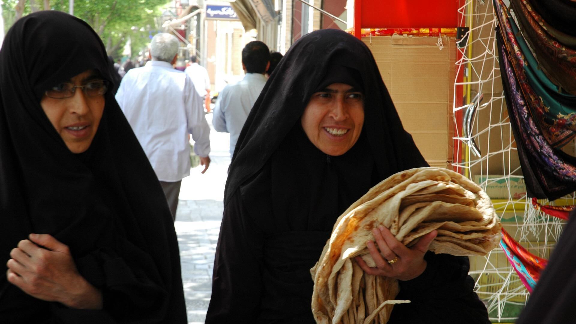 Риа иран. Иранские женщины. Иранки христианки. Иранские женщины в возрасте. Иранки фото.