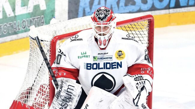 Вратарь Константин Волков