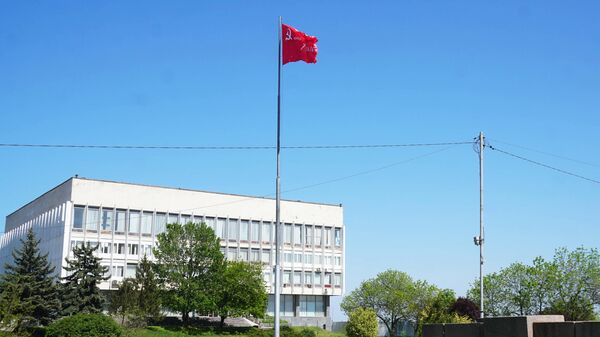 Поднятое Знамя Победы в Херсоне