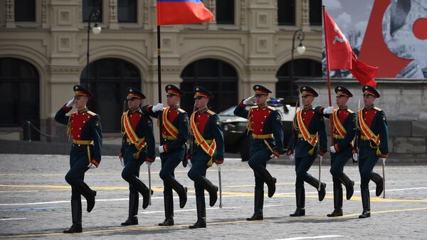 Знаменная группа на Красной площади на военном параде в честь 77-й годовщины Победы в Великой Отечественной войне.