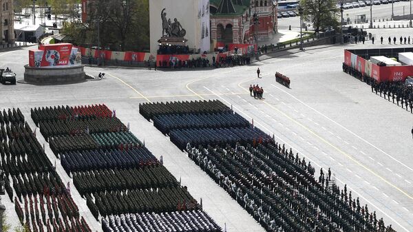 Парадный расчет военнослужащих на военном параде, посвящённом 77-й годовщине Победы в Великой Отечественной войне на Красной площади в Москве.