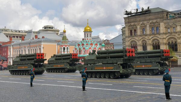 Зенитно-ракетные комплексы (ЗРК) Бук-М3 на военном параде в честь 77-й годовщины Победы в Великой Отечественной войне