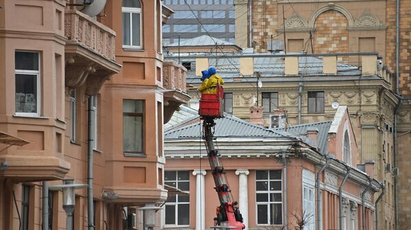 Промывка моющим средством фасадов в Москве