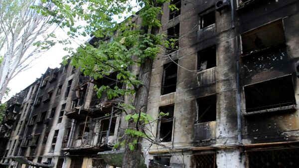 Кадры огневой позиции украинских боевиков в одной из квартир в Мариуполе