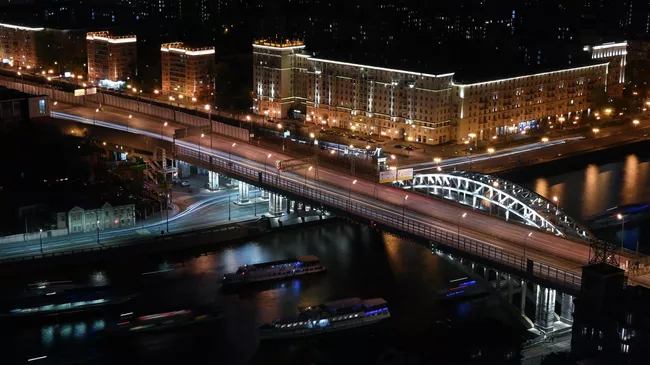 Вид на третье транспортное кольце в Москве