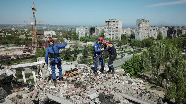 Υπάλληλοι του Υπουργείου έκτακτης ανάγκης