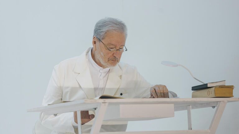 Спектакль Берегите ваши лица в Гоголь-центре