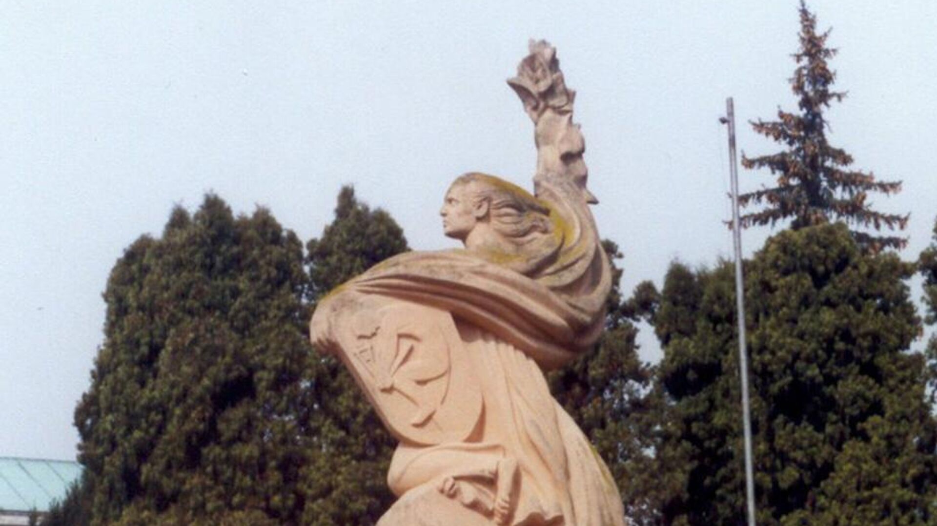 Монумент Спасибо, освободителям в городе Пиештяны, Словакия - РИА Новости, 1920, 20.05.2022