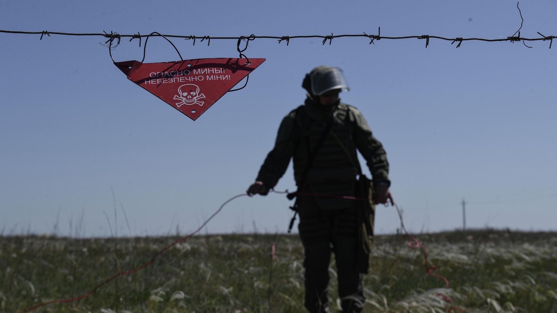 Во время разминирования военнослужащими инженерно-сапёрной бригады ВС РФ - РИА Новости, 1920, 23.05.2022