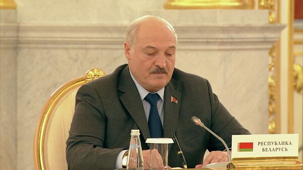 Лукашенко: Белоруссия наблюдает желание запада продлить конфликт на Украине