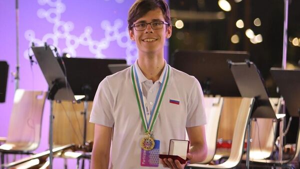Победитель 56-й Международной Менделеевской олимпиады школьников по химии Игнатий Тарабрин
