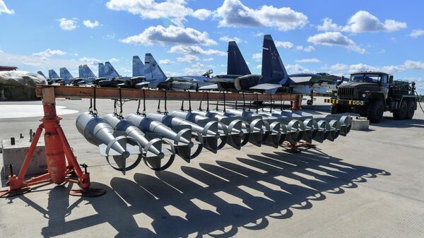 Авиабомбы на полевом аэродроме, где базируются самолеты ВКС РФ, задействованные в специальной военной операции