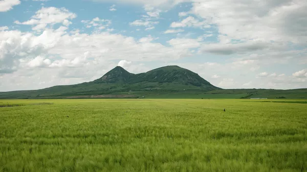Гора Верблюд в Пятигорье, на Кавказских Минеральных Водах
