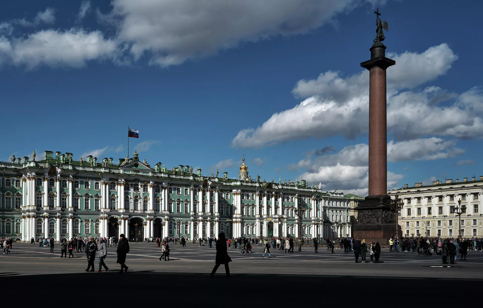 Зимний дворец и Дворцовая площадь в Санкт-Петербурге - РИА Новости, 1920, 26.08.2022