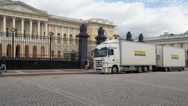 Более 300 экспонатов Русского музея прибыли в Россию из испанского филиала