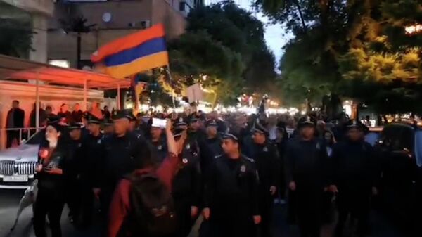 Митинг и шествие оппозиции в Ереване 
