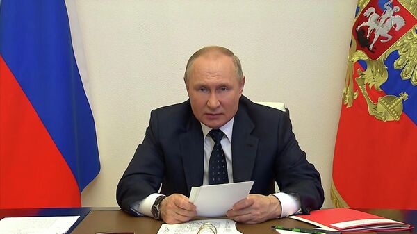 Путин: Нужно укреплять оборону отечественного цифрового пространства