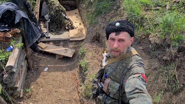 Военнослужащий ЛНР показал оставленные ВСУ позиции под Попасной