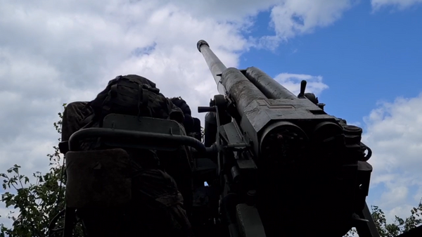 Удары ВС РФ по позициям украинских войск у линии фронта в ЛНР