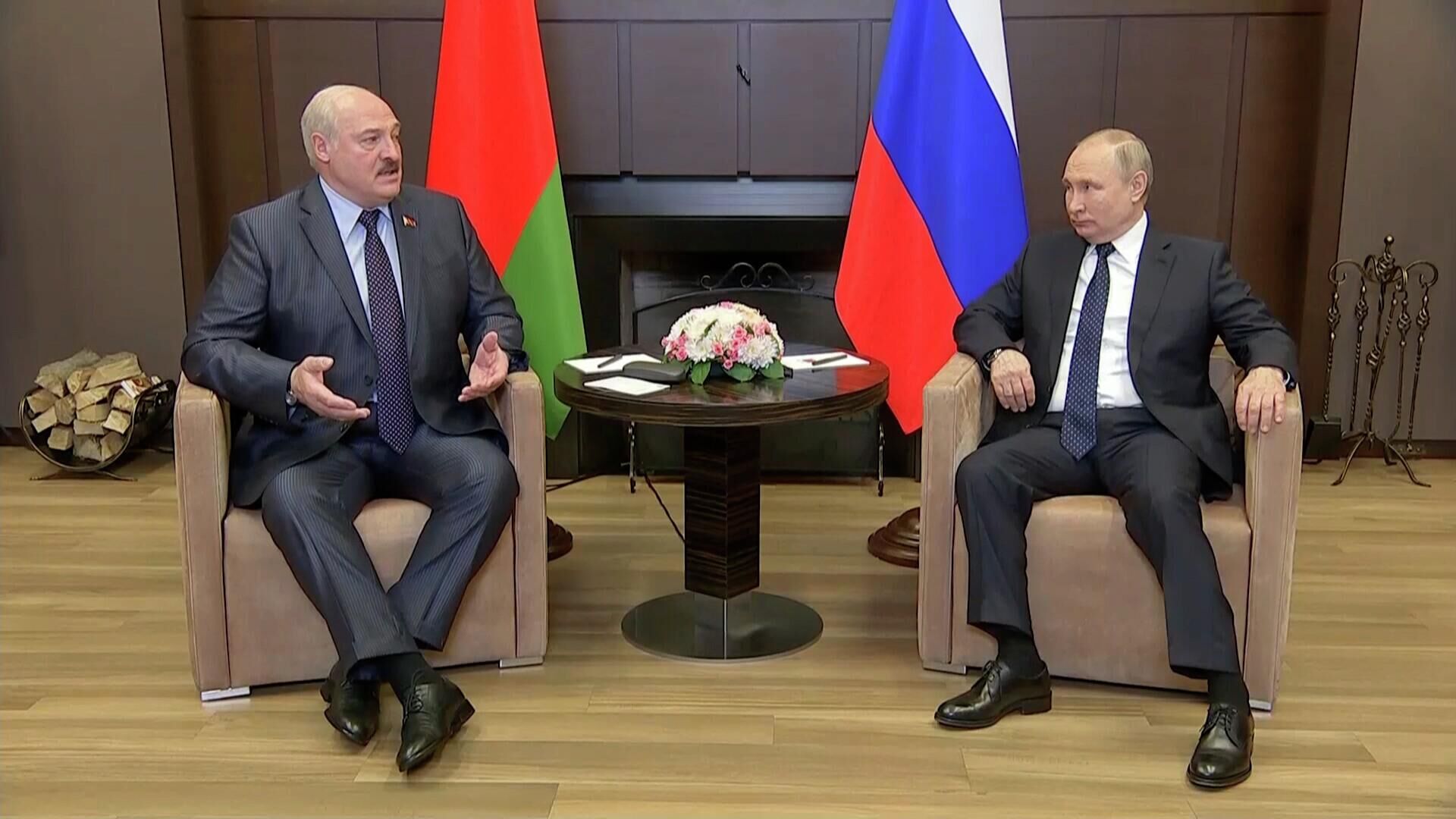 Там во всем Путин виноват – Лукашенко о позиции Запада - РИА Новости, 1920, 23.05.2022