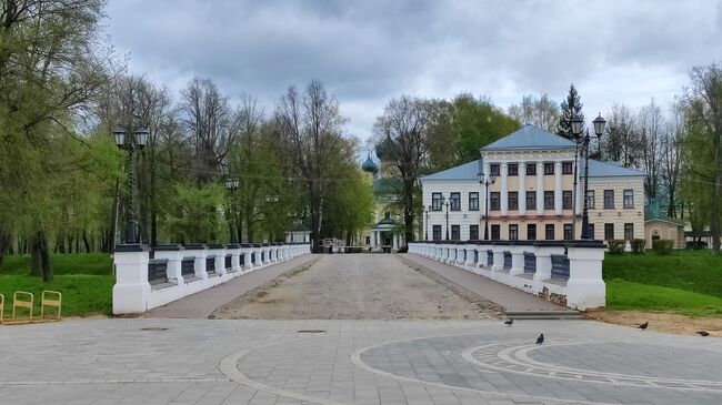 Угличский кремль. Здание старой городской думы