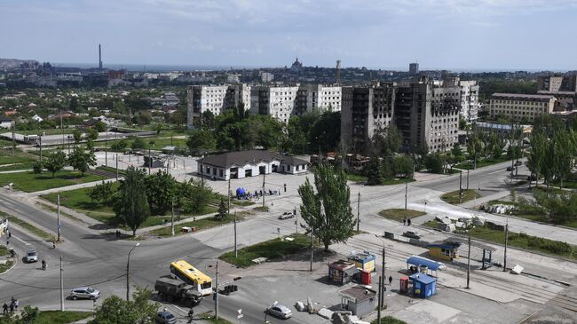 Вид на одну из улиц в Мариуполе