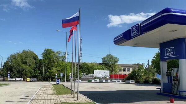 В Херсонской области открылись первые автозаправки и аптеки с возможностью оплаты в рублях  