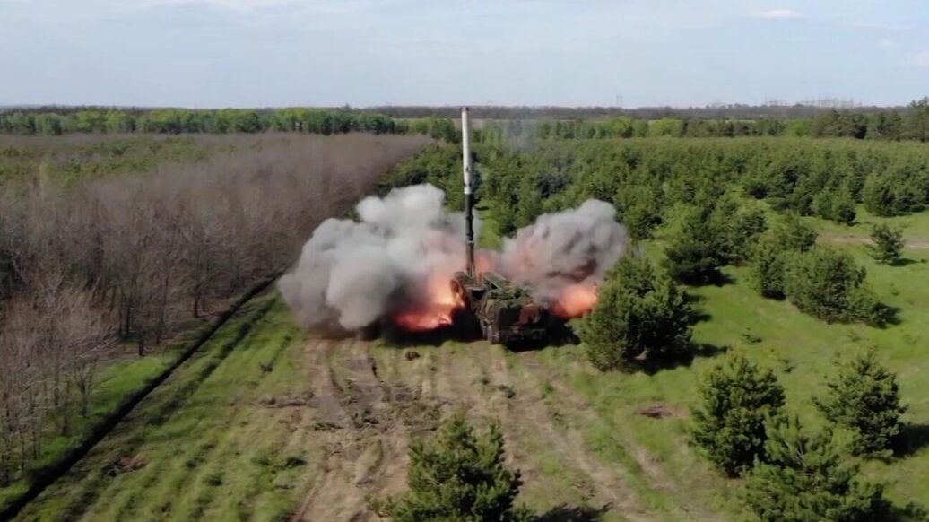 © Минобороны РФ<br>Запуск крылатой ракеты комплексом 