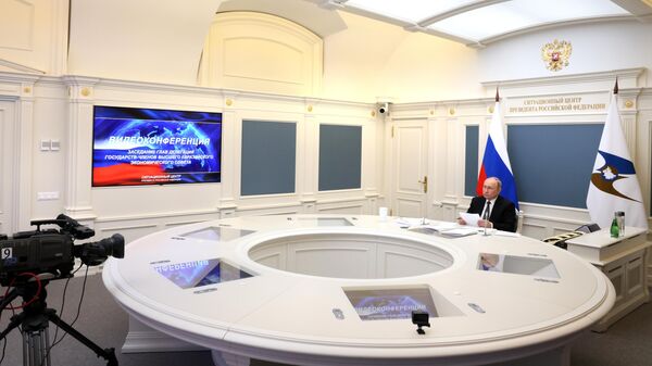 Президент РФ Владимир Путин принимает участие в заседании ЕАЭС
