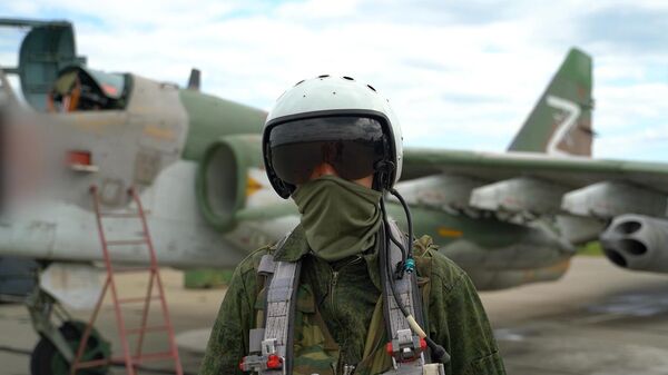 Летчик штурмовика Су-25 ВКС России