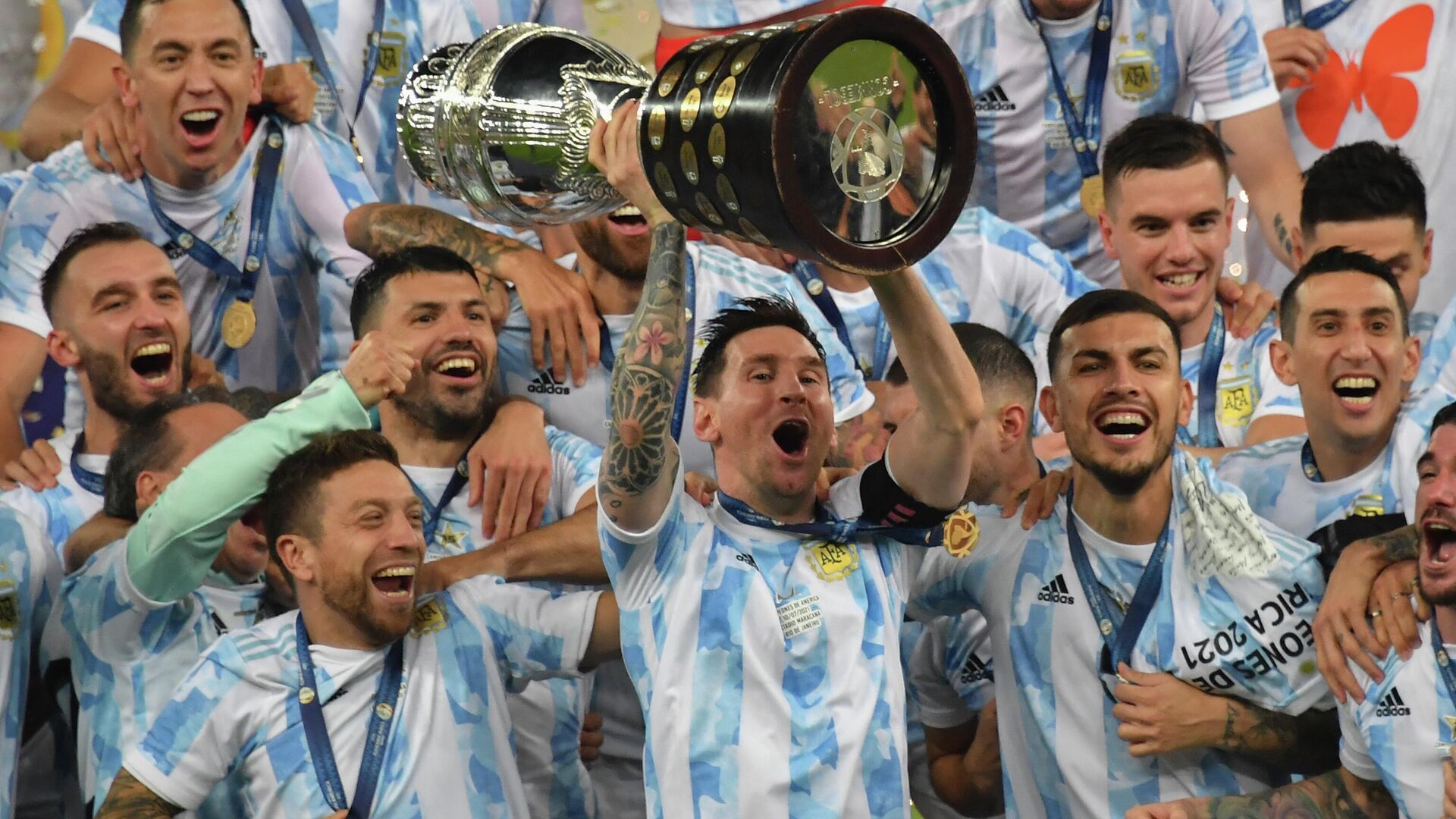 Сборная Аргентины празднует победу в финале Кубка Америки - РИА Новости, 1920, 31.05.2022