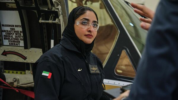 Представительница правящей семьи Дубая Моза бинт Марван Аль Мактум стала первой женщиной, пилотировавшей конвертоплан AW609