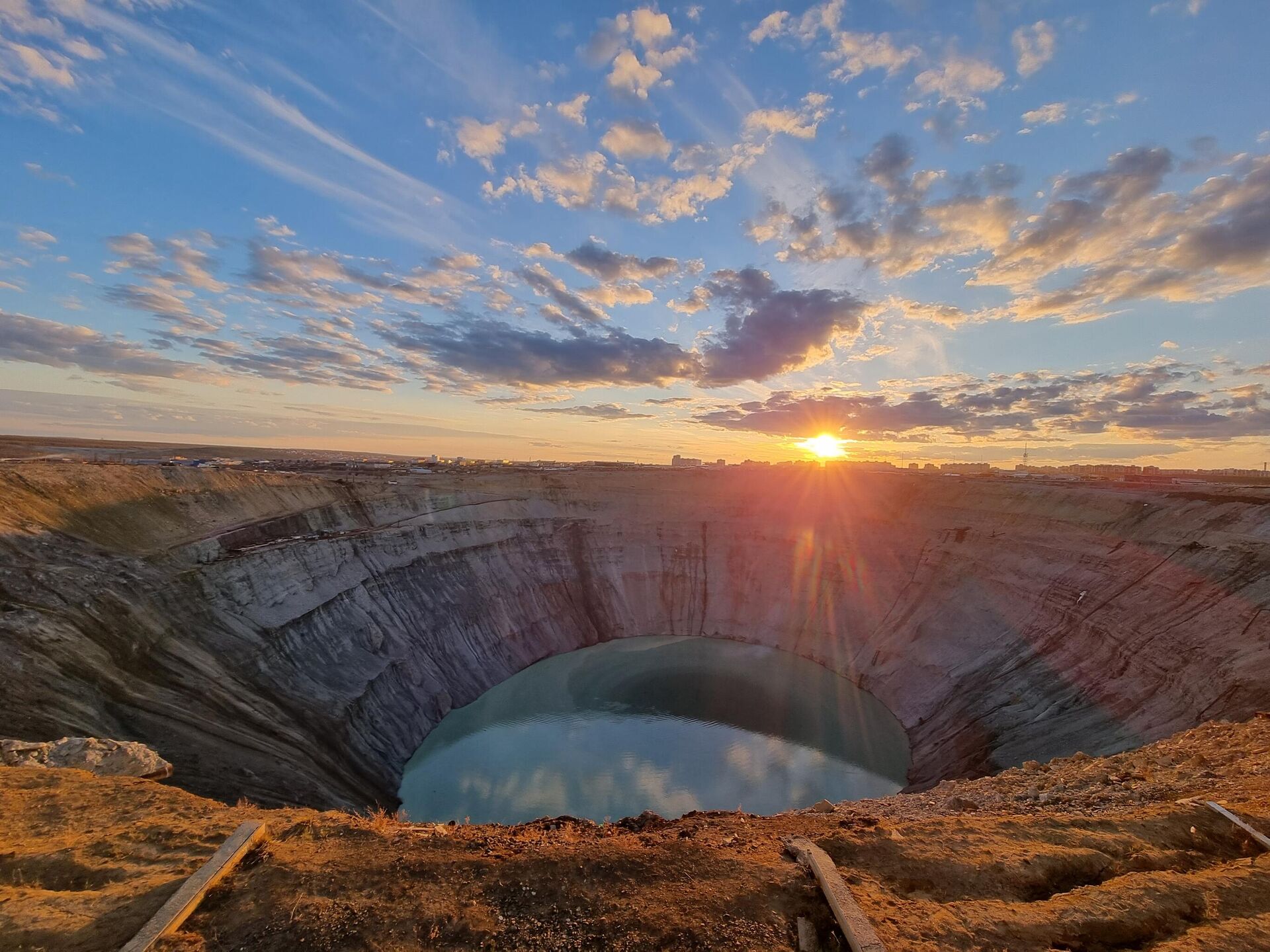 Алмазный карьер Мир в Якутии - РИА Новости, 1920, 31.05.2022