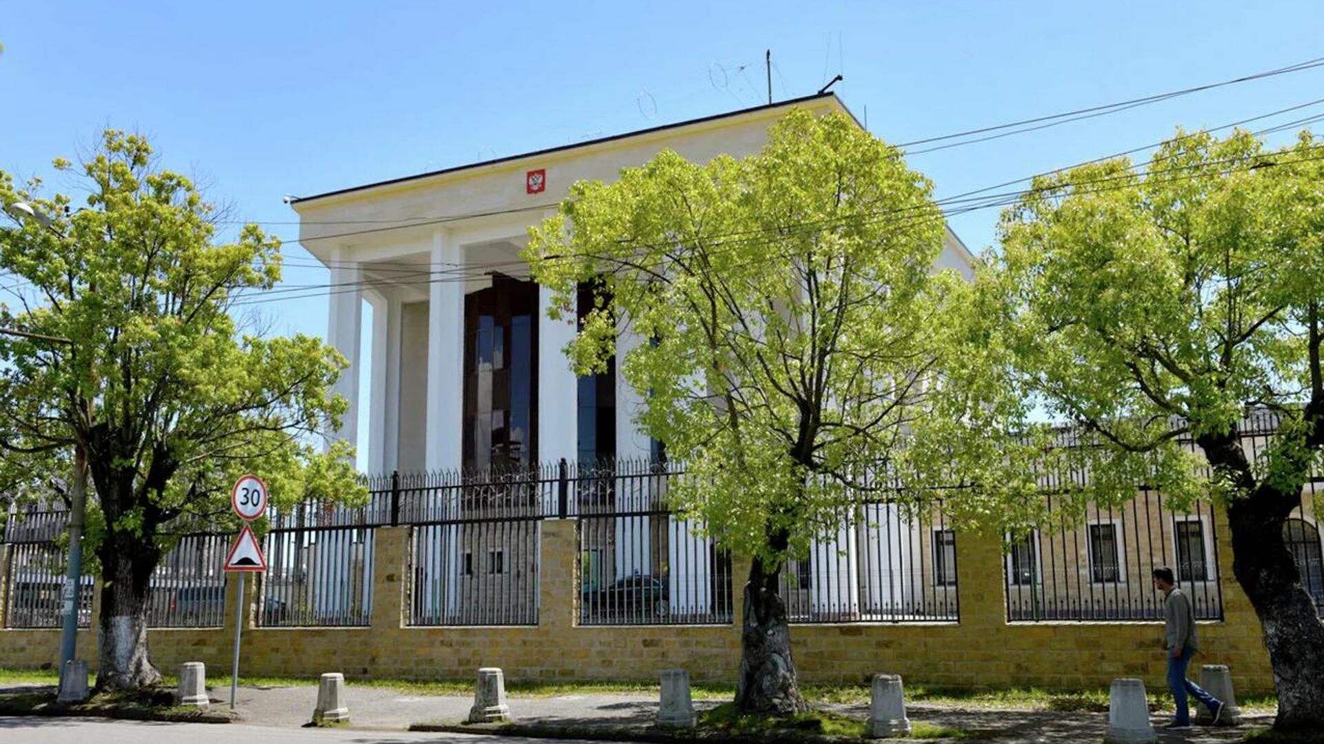 Здание посольства России в Абхазии - РИА Новости, 1920, 31.05.2022