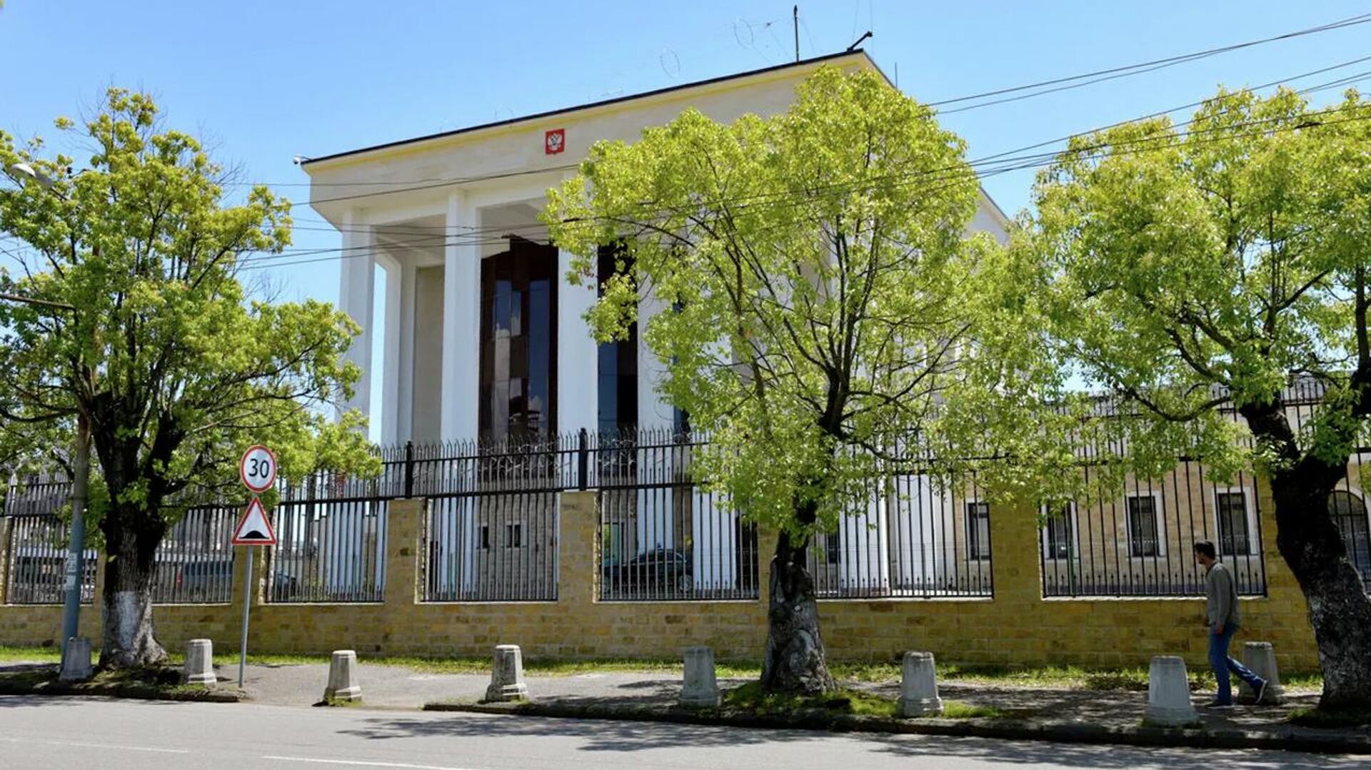 Здание посольства России в Абхазии - РИА Новости, 1920, 31.05.2022