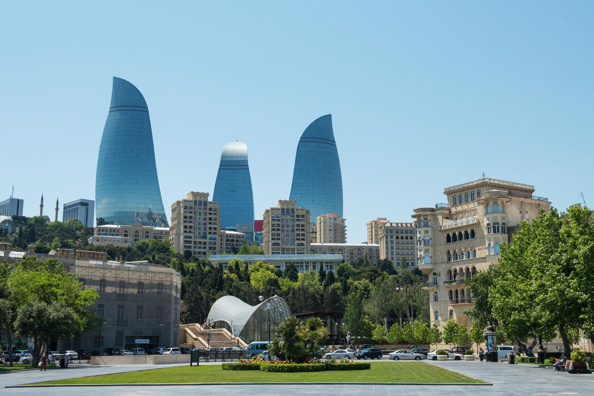 Комплекс Flame Towers в Баку  - РИА Новости, 1920, 01.06.2022