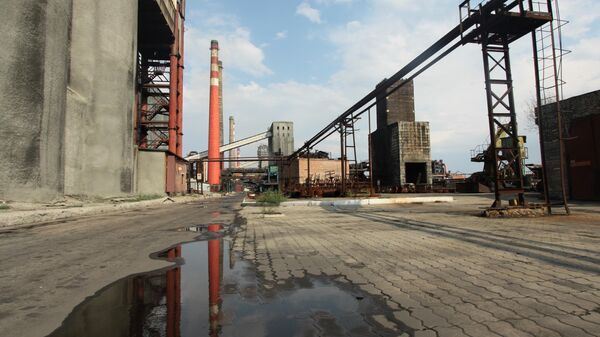 В Макеевке ликвидировали пожар на коксохимическом заводе