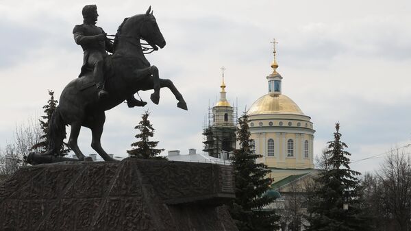 Памятник генералу Алексею Ермолову в одноименном сквере в городе Орел