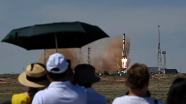 Запуск ракеты-носителя Союз-2.1а с транспортным грузовым кораблем Прогресс МС-20