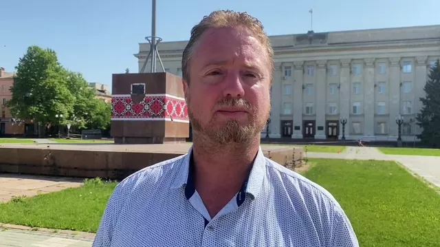 Обстреливают жилые дома – журналист США о тактике украинских военных Обстреливают жилые дома – журналист США о тактике украинских военных - РИА Новости, 1920, 03.06.2022