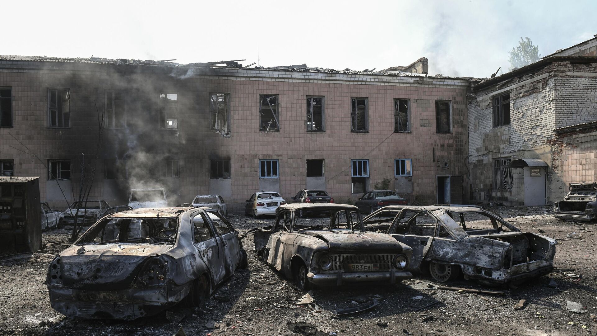 Украинские войска выпустили три снаряда по Макеевке - РИА Новости,  06.06.2022