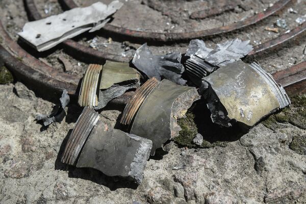 Осколки снарядов, выпущенных ВСУ по Куйбышевскому району Донецка