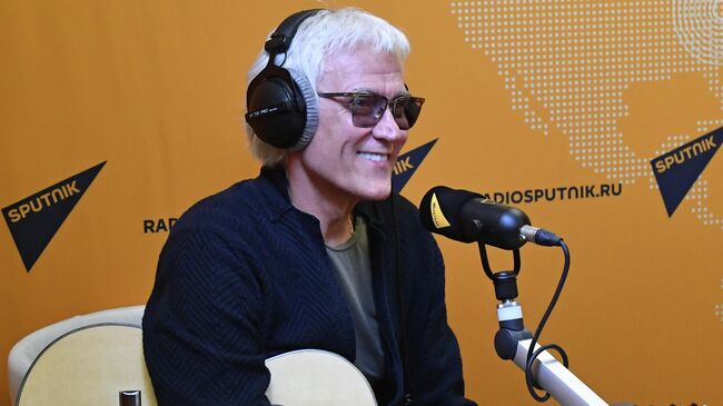 Музыкант Александр Маршал в студии радио Sputnik