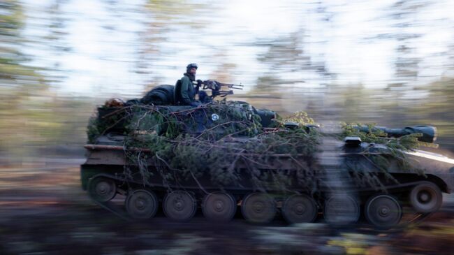 Финские военнослужащие Финские военнослужащие