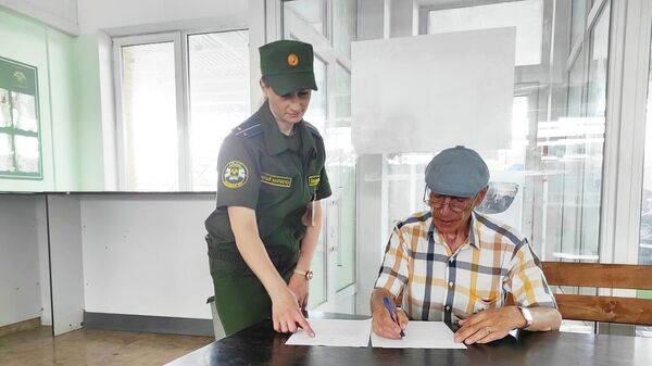 Оформление первой партии волонтерской помощи по упрощенному порядку на таможенном посту в ЛНР 