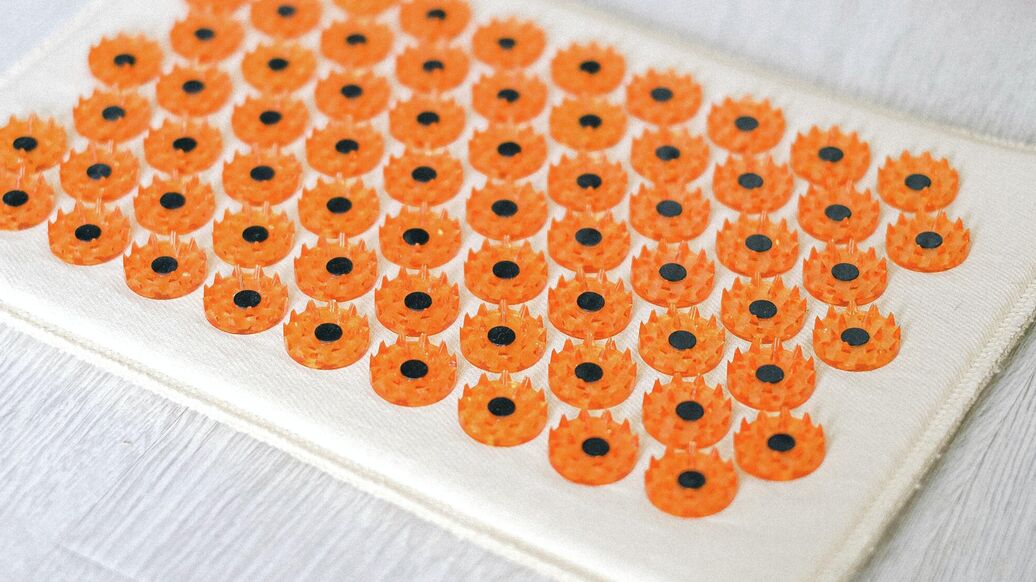 Аппликатор Кузнецова: как пользоваться, сколько лежать, для чего нужен