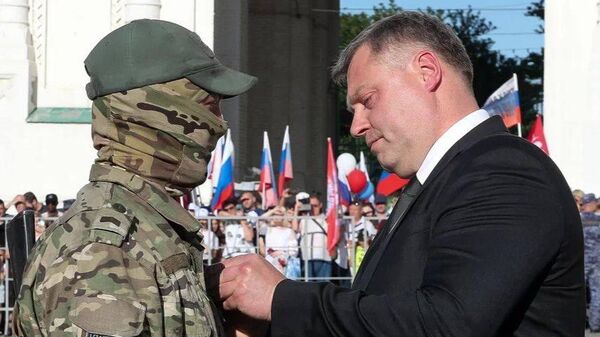 Награждение росгвардейцев, участвовавших в специальной операции на Украине, в Астрахани