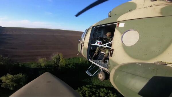 Работа группы огневой поддержки вертолетов на Украине