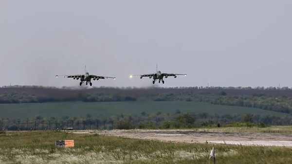 Кадры боевой работы штурмовиков Су-25. Видео Минобороны РФ