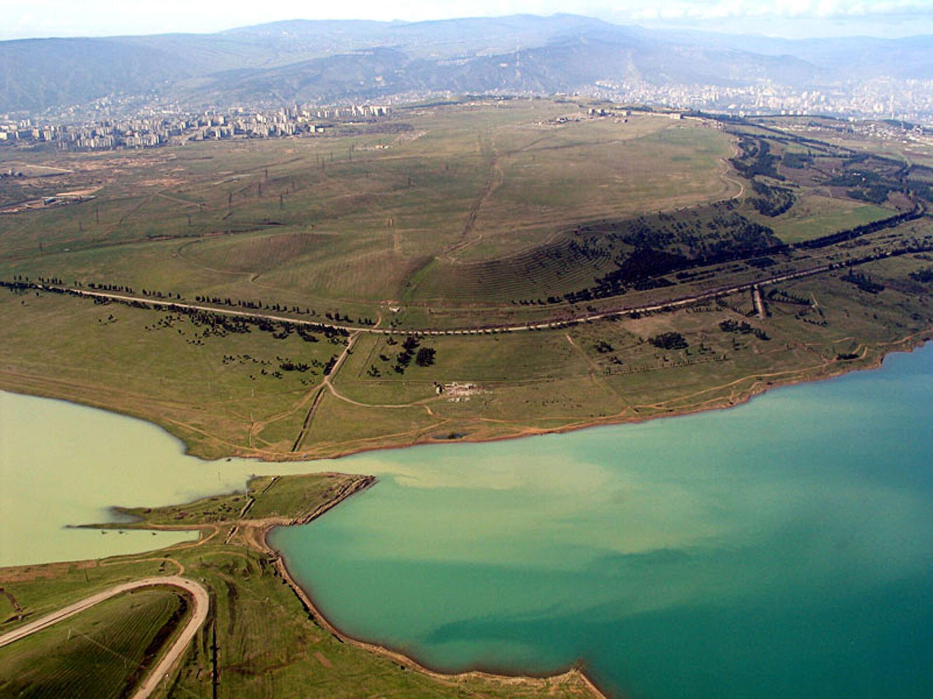 Тбилисское море - водохранилище, расположенное в северо-восточной части Тбилиси - РИА Новости, 1920, 15.06.2022